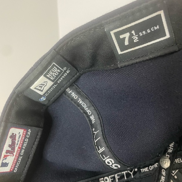 Boston Red Sox 59Fifty size 7 1/2 lightly worn cap - Picture 5 of 5